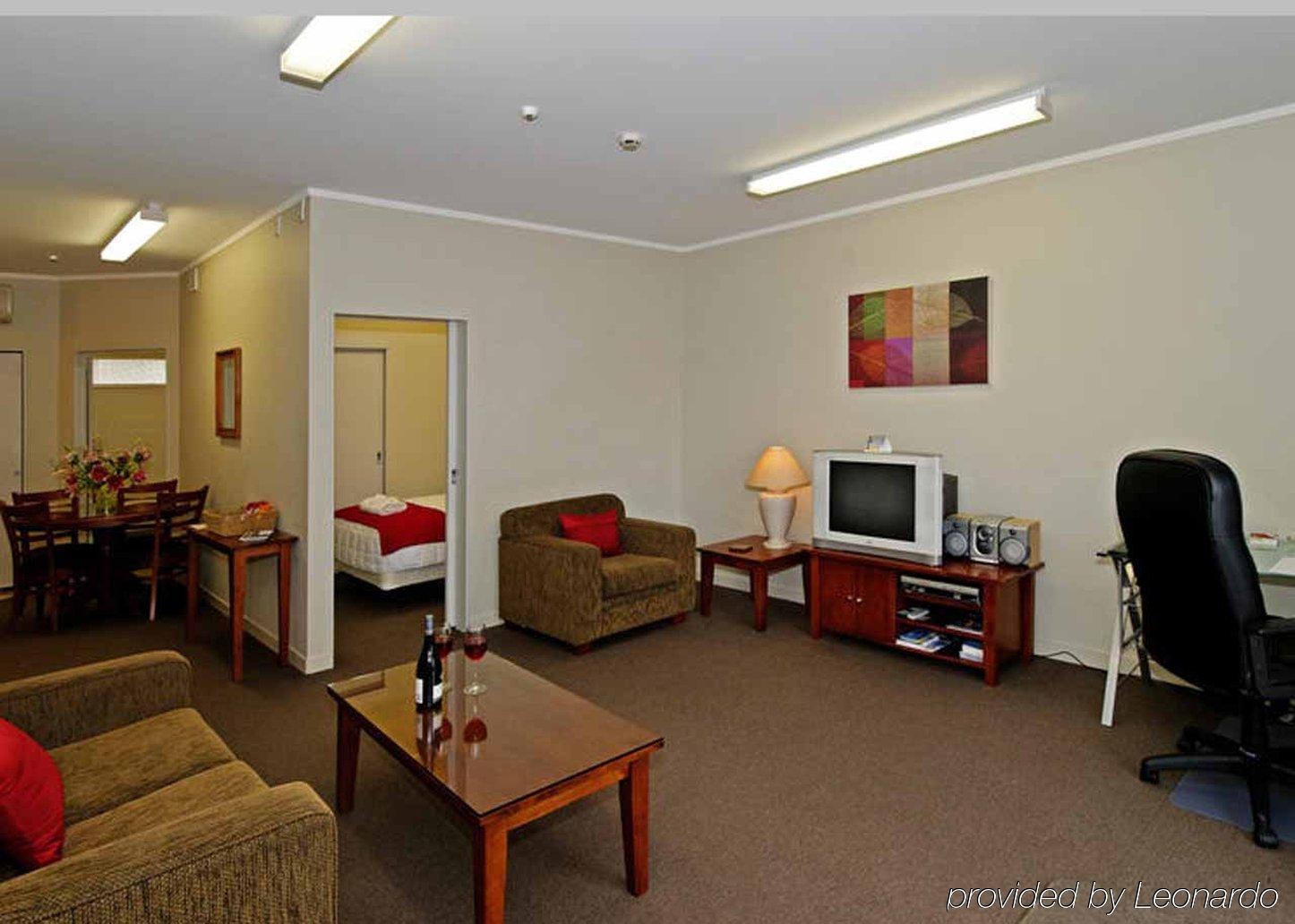 Kudos Business Suites & Airport Motel Auckland Zimmer foto
