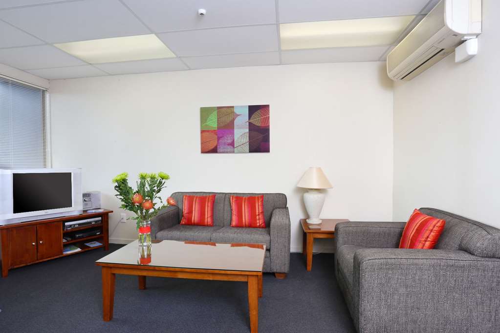 Kudos Business Suites & Airport Motel Auckland Zimmer foto